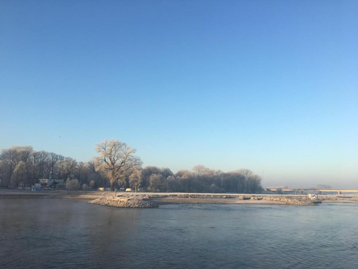 Stadshotel Aan De Ijssel In Hartje Deventer Zewnętrze zdjęcie